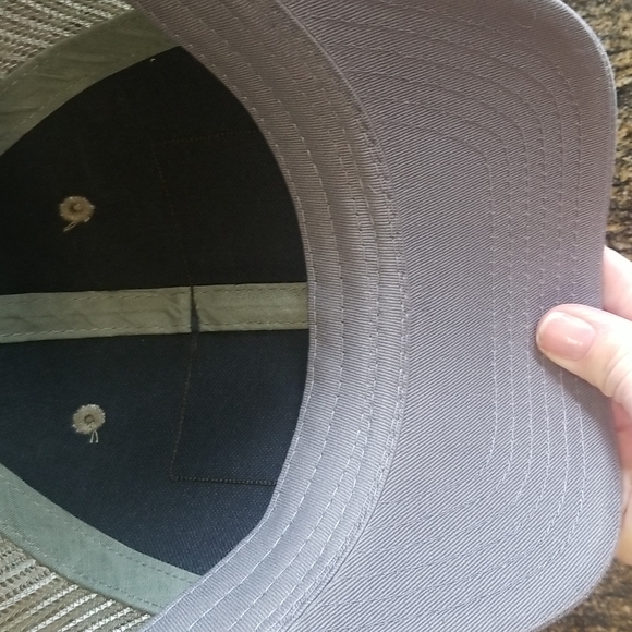 Nwot Viktos adjustable hat - Picture 3 of 4